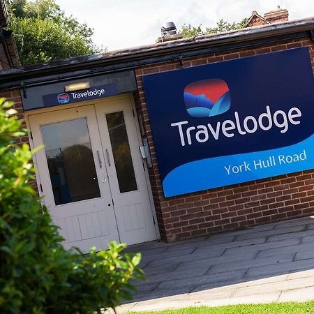 Travelodge York Hull Road Экстерьер фото