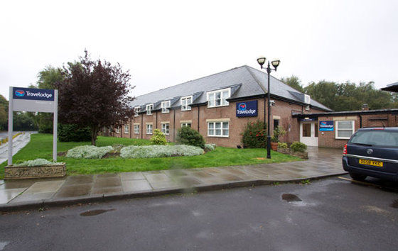 Travelodge York Hull Road Экстерьер фото